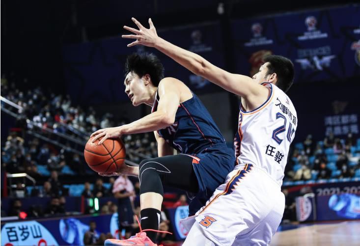 故事讲述了富二代姜峰（雷启飞 饰演）因继承父亲遗产，然后又给自己买了高额保险，其妻子李美娇（黄雨萱 饰演）伙同姜峰的发小兄弟联合谋害亲夫，制造意外，从而获得保险公司意外理赔